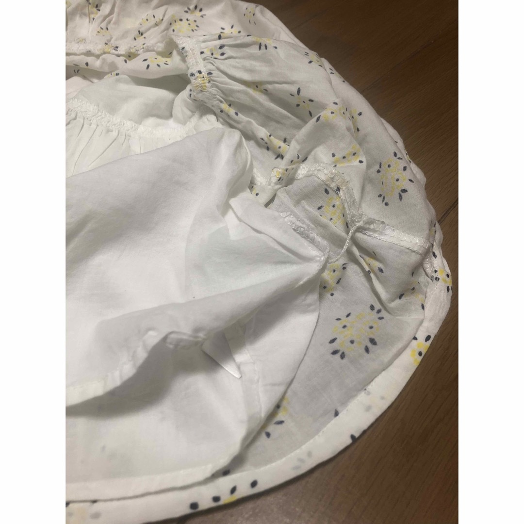 babyGAP(ベビーギャップ)のbaby Gapベビーギャップ ワンピース　80 花柄 キッズ/ベビー/マタニティのベビー服(~85cm)(ワンピース)の商品写真