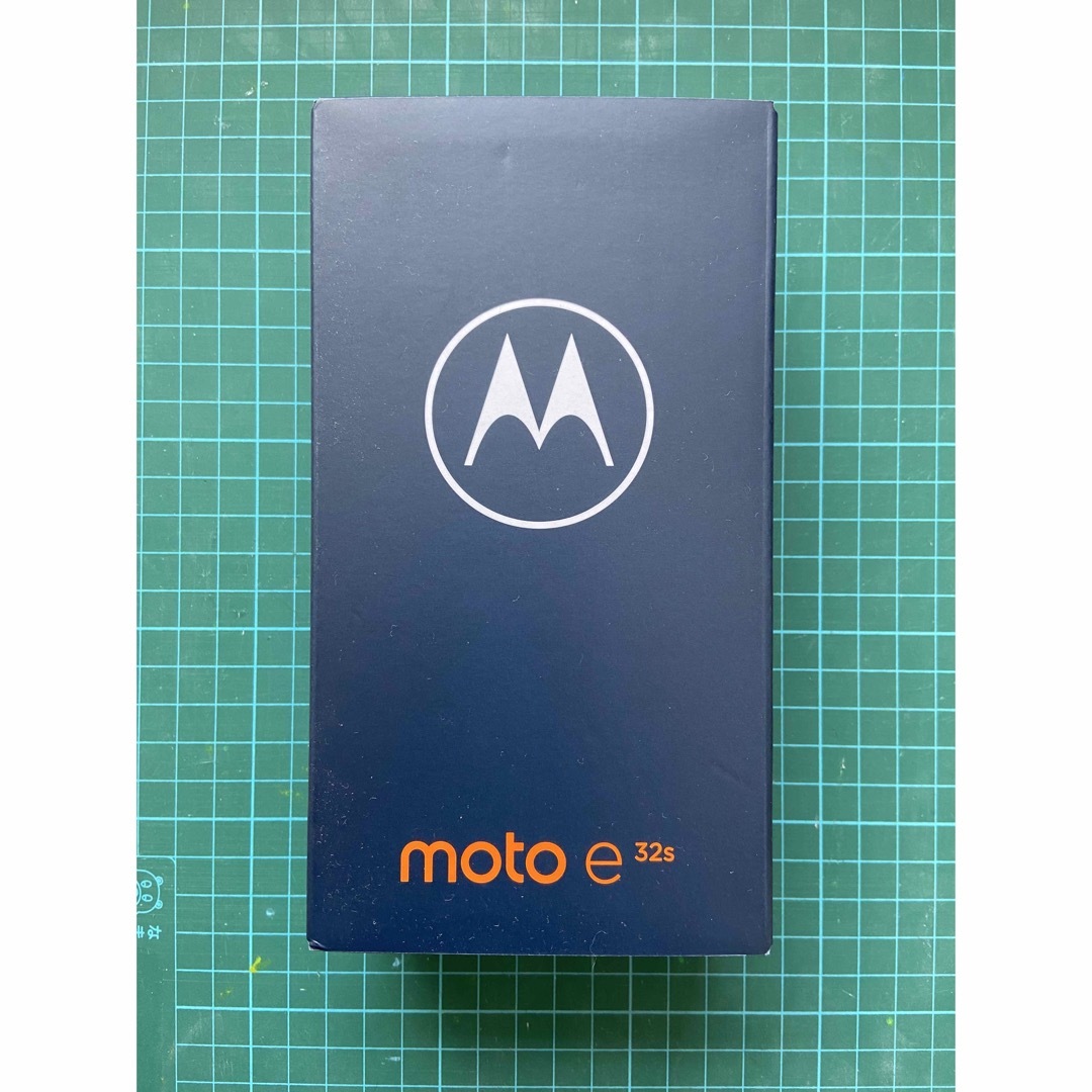 moto e32s スレートグレイ スマホ/家電/カメラのスマートフォン/携帯電話(スマートフォン本体)の商品写真