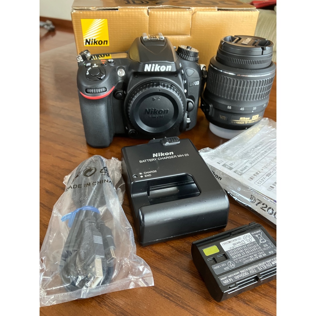 Nikon D7200 ズームレンズ2本セットデジタル一眼