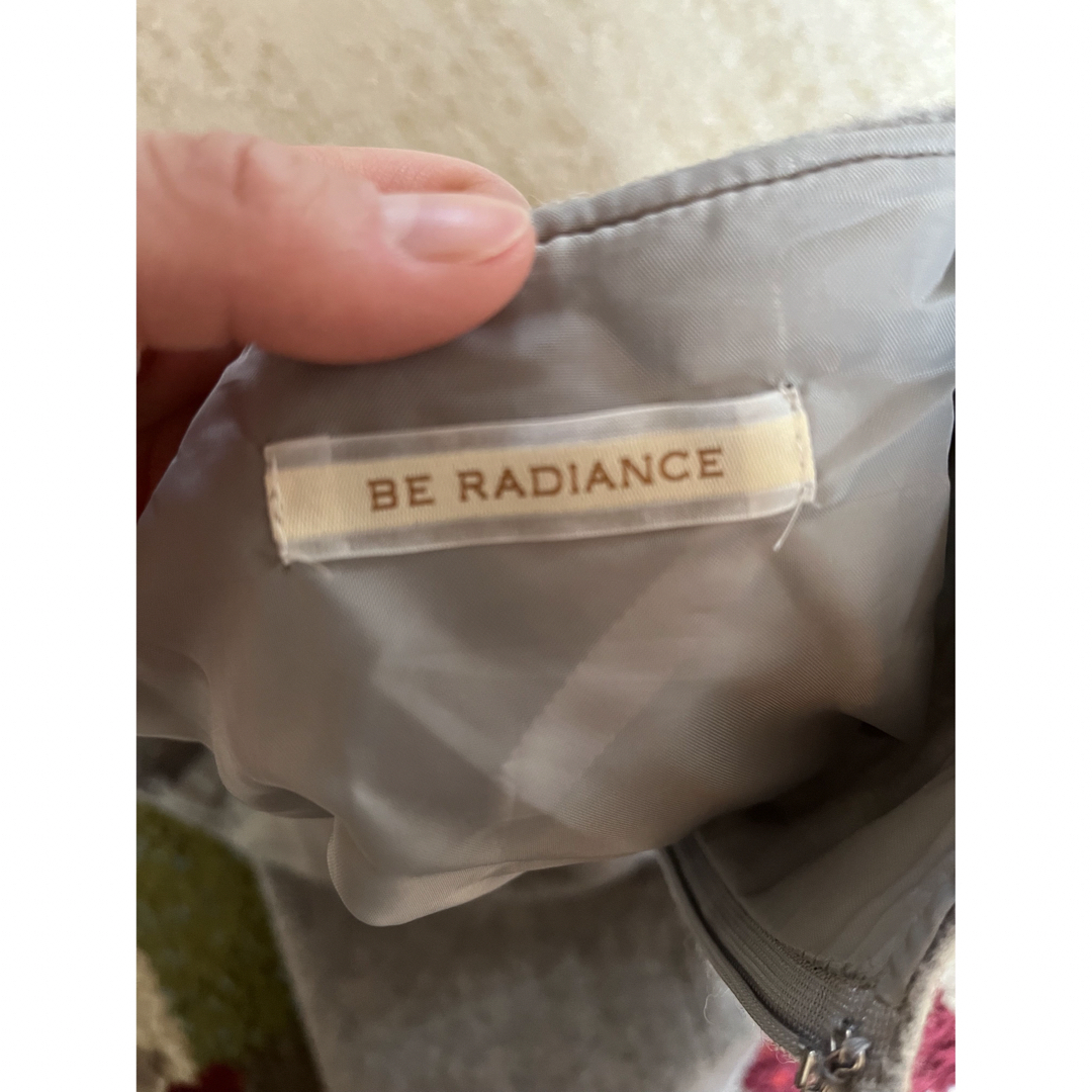 BE RADIANCE(ビーラディエンス)の値下げ　台形スカート　Mサイズ　BE RADIANCE レディースのスカート(ミニスカート)の商品写真