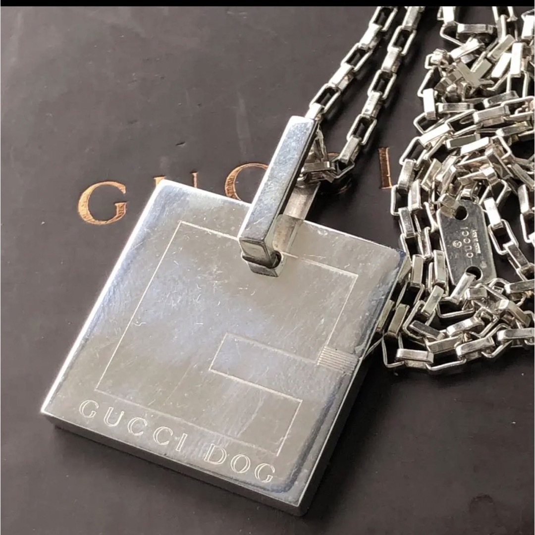 タイムセール商品 大振り GucciグッチプレートGペンダント ネックレス