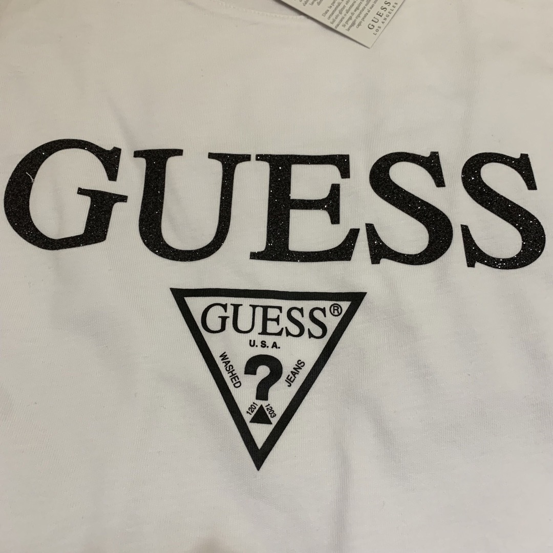 GUESS(ゲス)の先着1名限定‼️ＧＵＥＳＳ日本正規品⭐️メンズTサイト完売中・ユニセックスOK  レディースのトップス(Tシャツ(半袖/袖なし))の商品写真