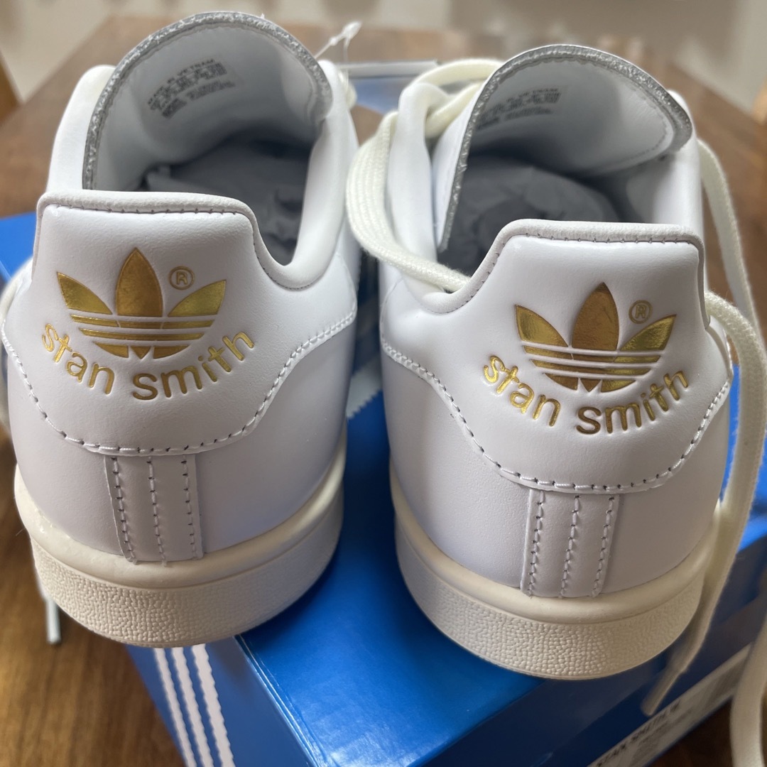 adidas(アディダス)の スタンスミス  STAN SMITH アディダスオリジナルス  ホワイト レディースの靴/シューズ(スニーカー)の商品写真