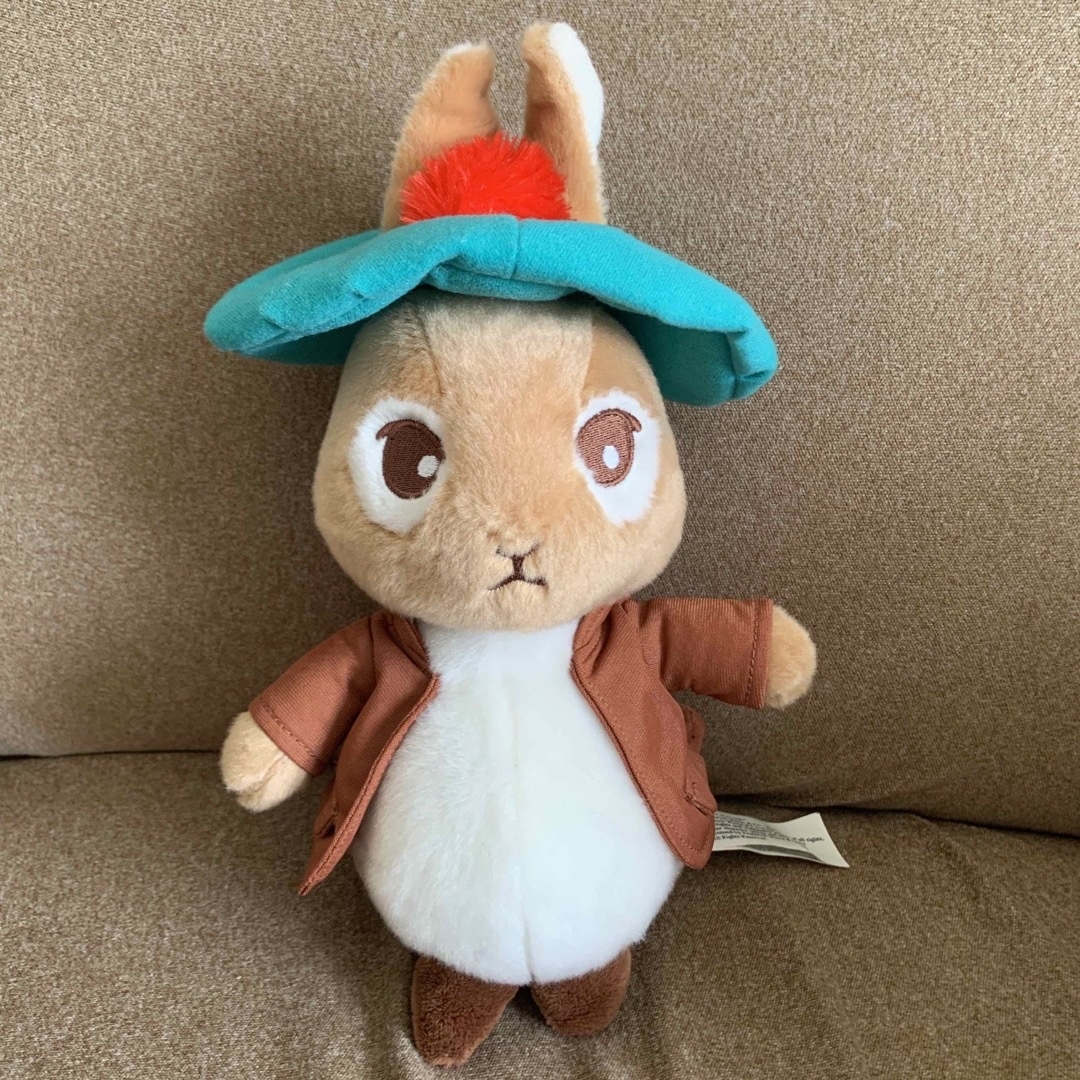 PETER RABBIT（TM）(ピーターラビット)の ダイソー　シール交換　ベンジャミン バニー エンタメ/ホビーのおもちゃ/ぬいぐるみ(キャラクターグッズ)の商品写真