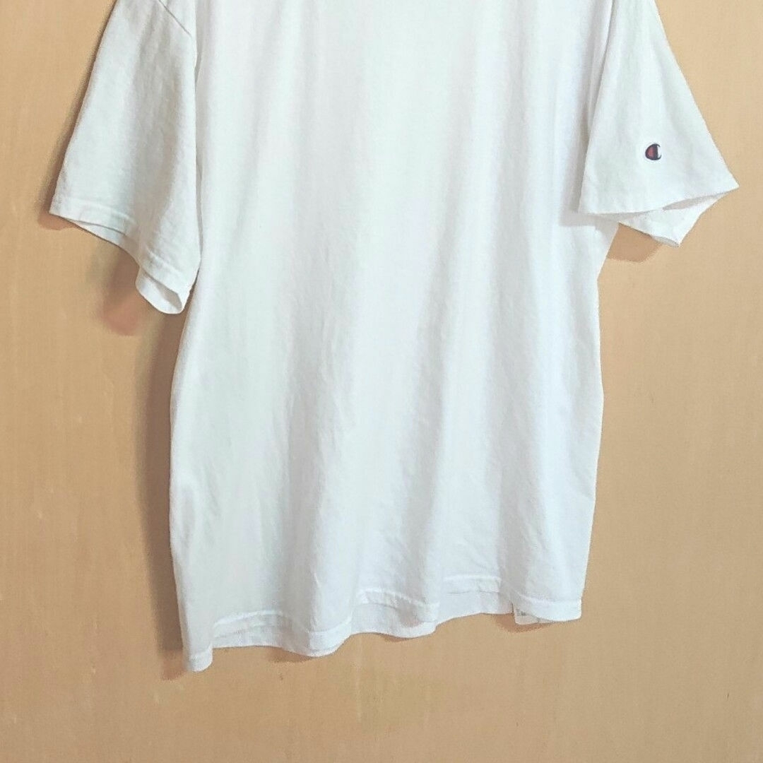 Champion(チャンピオン)の美品 チャンピオン Mサイズ 綿100% 白 Tシャツ メンズのトップス(Tシャツ/カットソー(半袖/袖なし))の商品写真