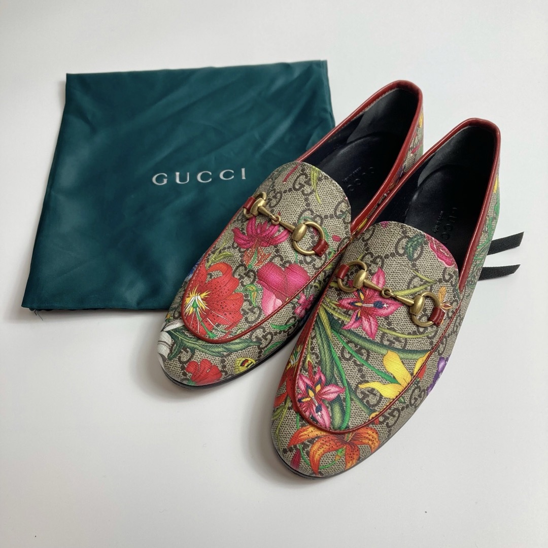 Gucci - 美品 現行 GUCCI グッチ フローラ シューズ レディース GG柄