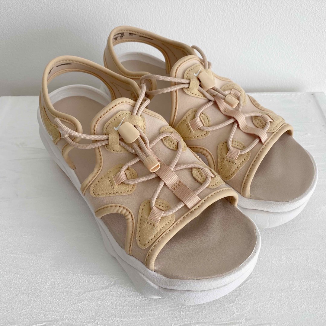 NIKE - エアマックスココ ベージュ 24cmの通販 by ma-yuri's shop