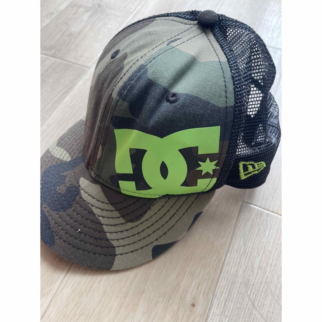 NEW ERA(ニューエラー)のDC ニューエラ 迷彩キャップ キッズ/ベビー/マタニティのこども用ファッション小物(帽子)の商品写真