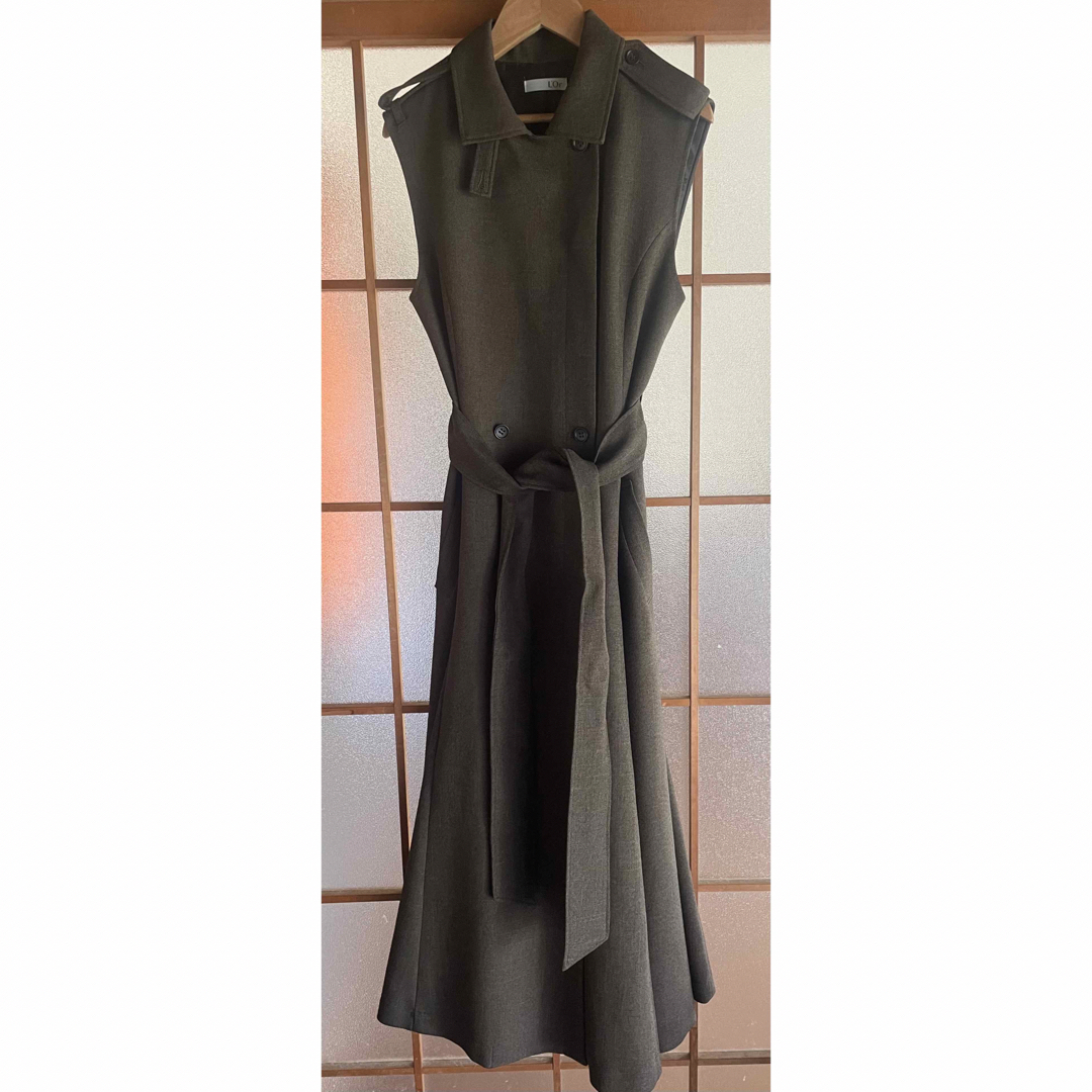 L'or   sleeveless coat dress