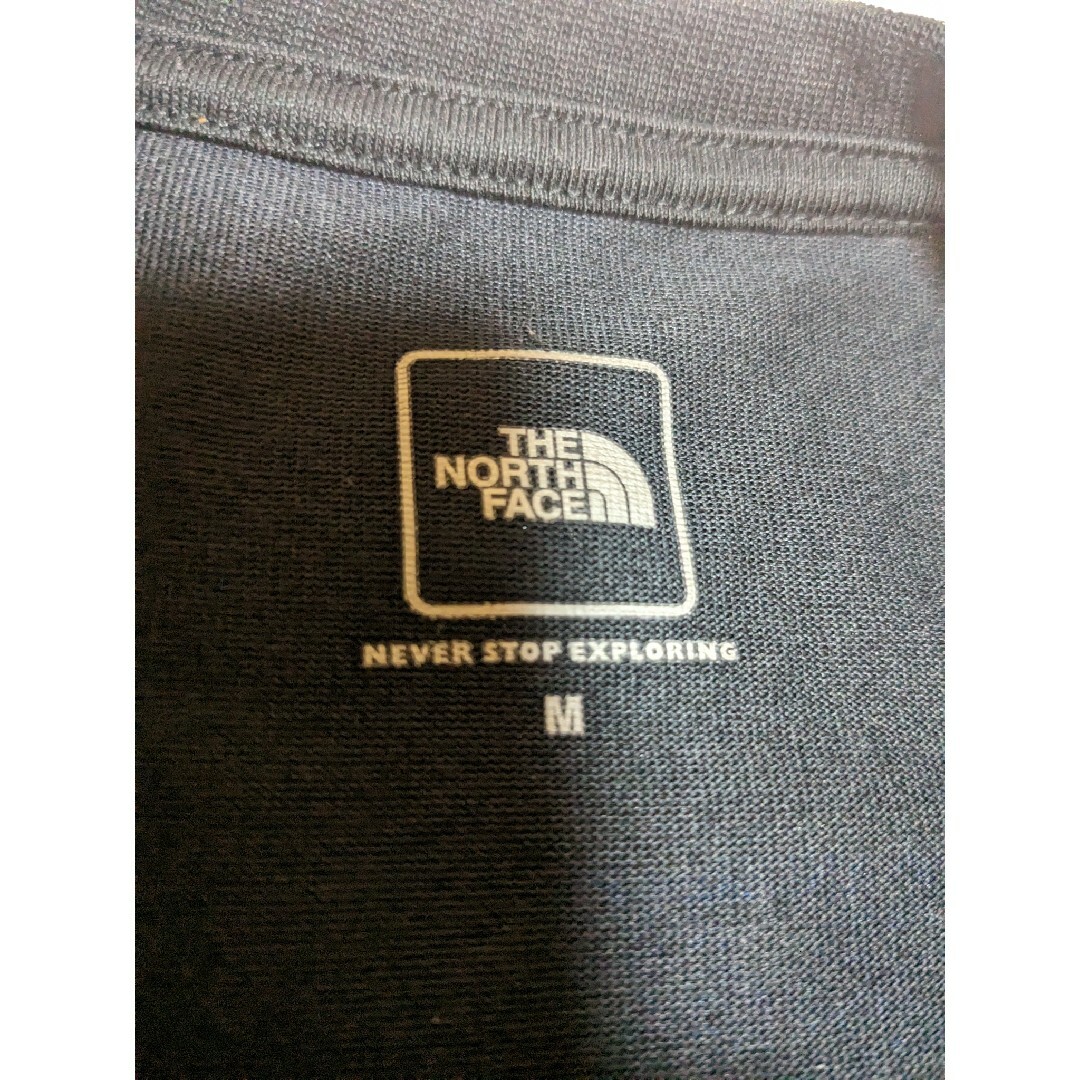 THE NORTH FACE(ザノースフェイス)のノースフェイス ショートスリーブナショナルフラッグティー メンズ Ｍサイズ 希少 メンズのトップス(Tシャツ/カットソー(半袖/袖なし))の商品写真