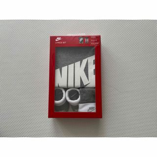 ナイキ(NIKE)のNIKE ベビーギフト　ロンパース　0~6m size(ロンパース)