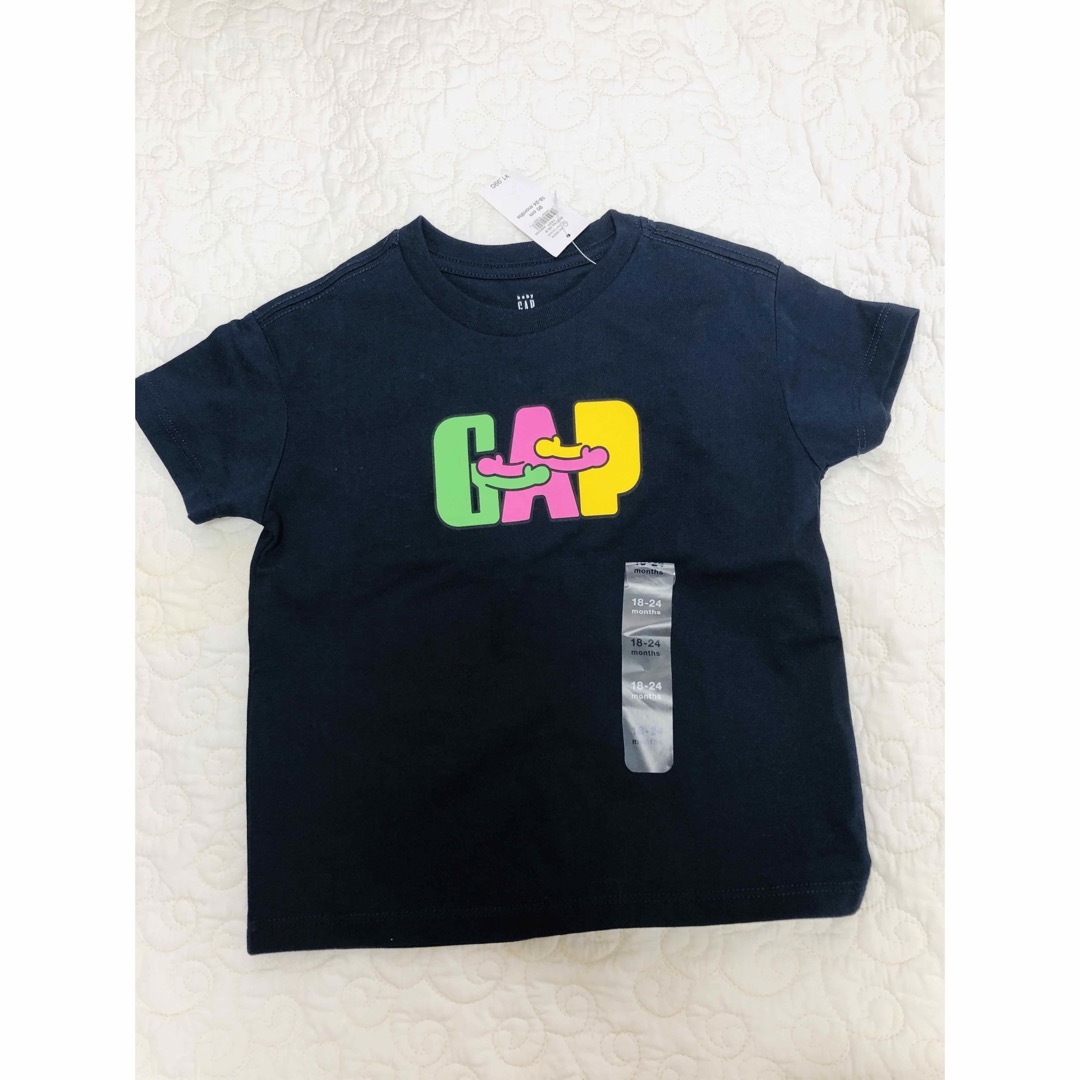 GAP(ギャップ)のGAP キッズ　Tシャツ キッズ/ベビー/マタニティのキッズ服男の子用(90cm~)(Tシャツ/カットソー)の商品写真