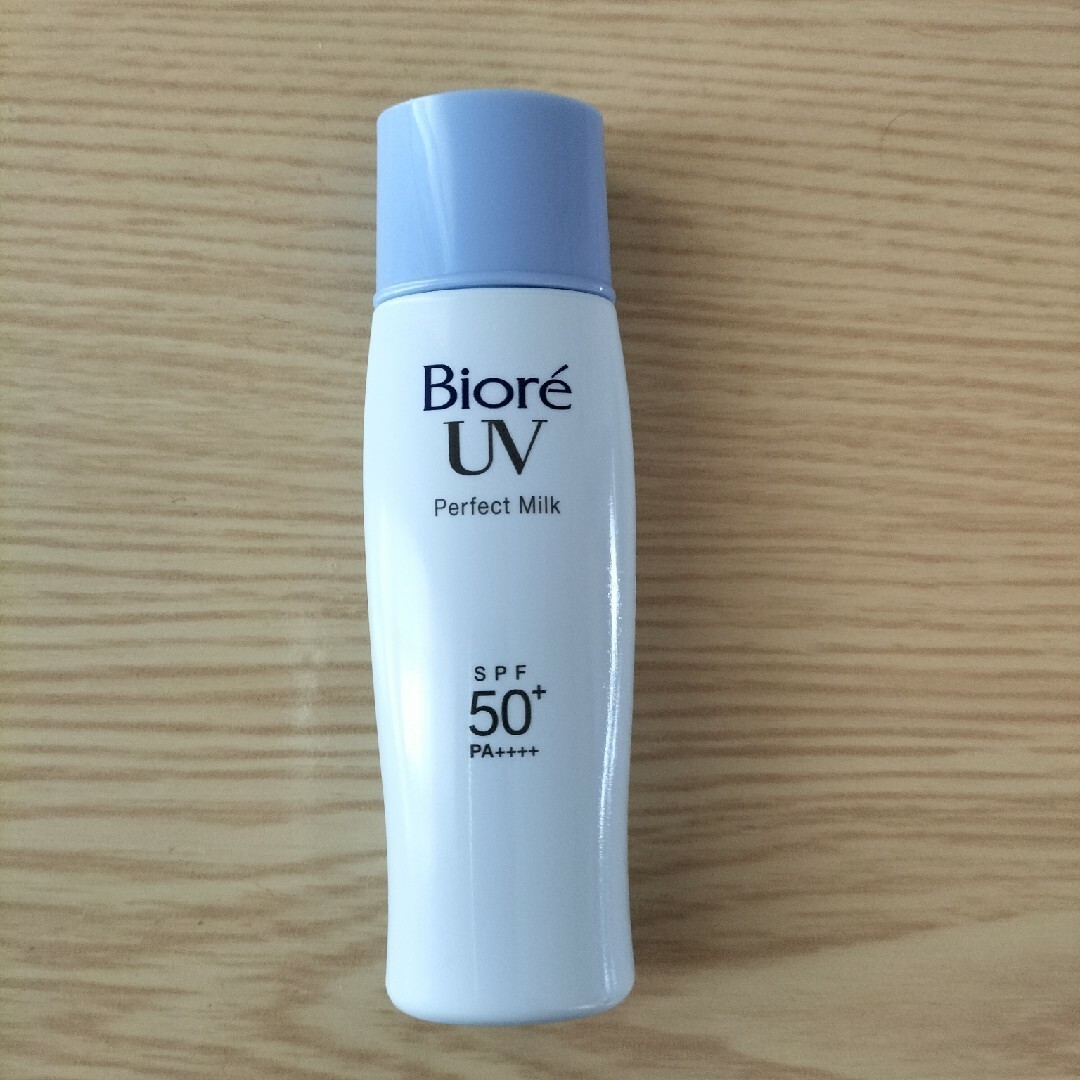 Biore(ビオレ)のBioreUVさらさらパーフェクトミルク コスメ/美容のスキンケア/基礎化粧品(美容液)の商品写真