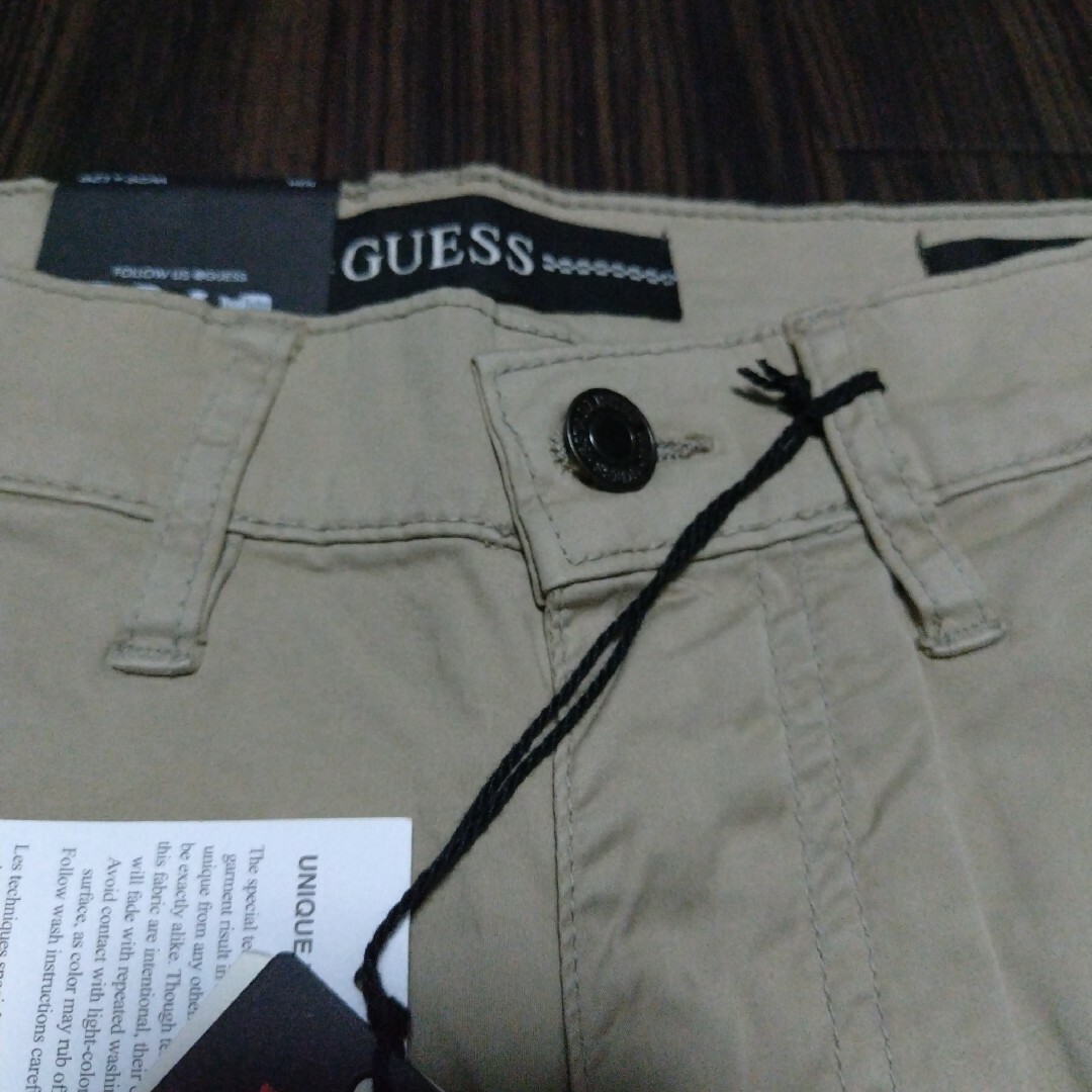 GUESS(ゲス)の新品GUESS ジョグカーゴパンツ メンズのパンツ(ワークパンツ/カーゴパンツ)の商品写真