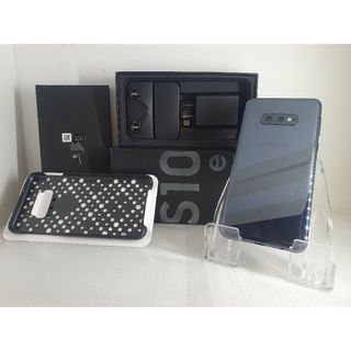 SAMSUNG Galaxy se black GBGB 美品 SIMフリーの通販|ラクマ