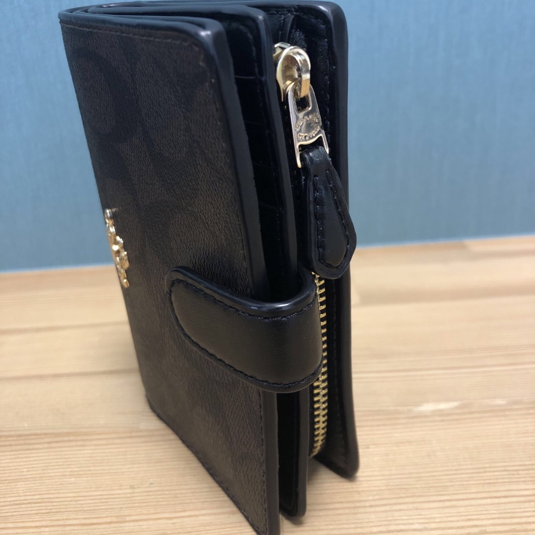 COACH(コーチ)のコーチ 二つ折り財布 シグネチャー レディース COACH レディースのファッション小物(財布)の商品写真