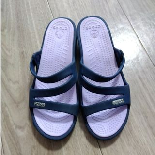 クロックス(crocs)の【クロックス】サンダル/W4（22cm）(サンダル)