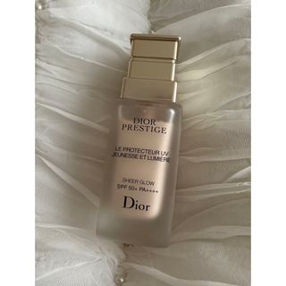 ディオール(Dior)のプレステージ ホワイト ル プロテクター UV ルミエール シアーグロー(化粧下地)