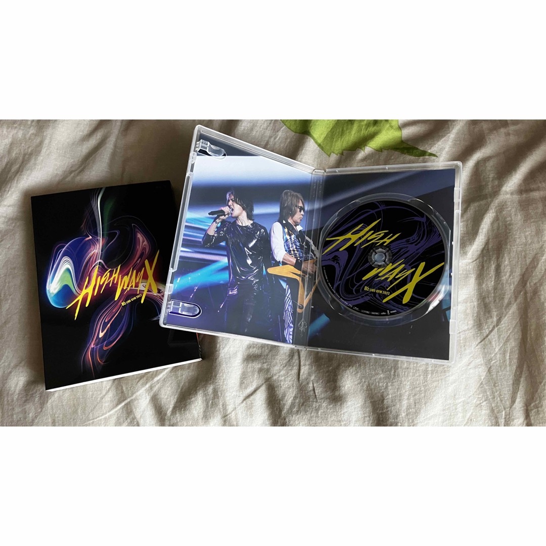 B’z　LIVE-GYM　2022　-Highway X Blu-ray エンタメ/ホビーのDVD/ブルーレイ(ミュージック)の商品写真