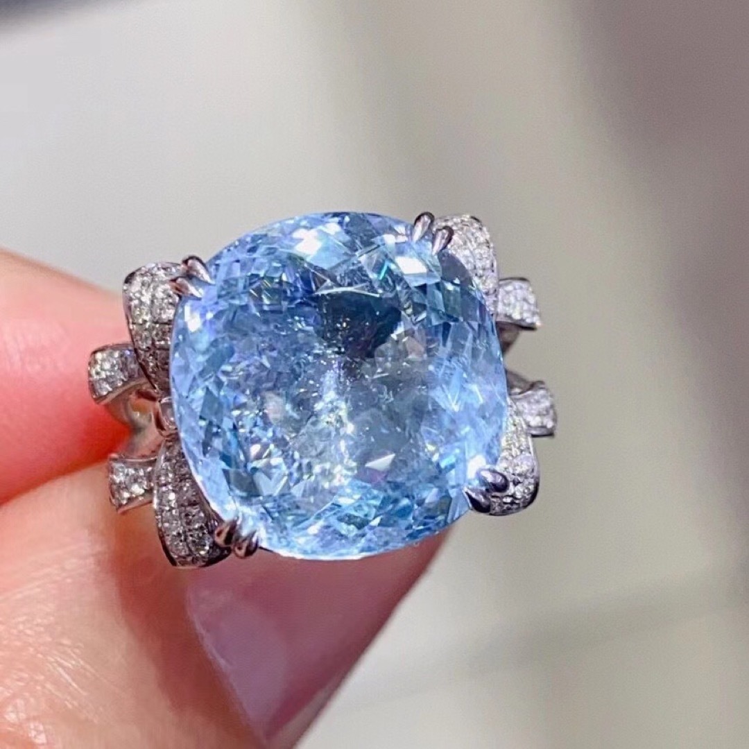 プレゼント⭐天然アクアマリン ダイヤ  リング k18 5.2ct