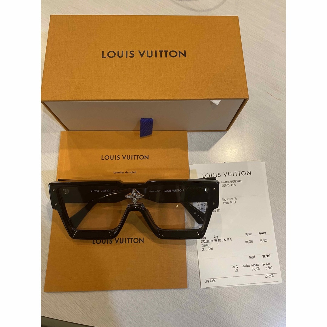 LOUIS VUITTON(ルイヴィトン)の愛様専用　ルイヴィトン　Z1790E サングラス　サイクロン　正規品 メンズのファッション小物(サングラス/メガネ)の商品写真