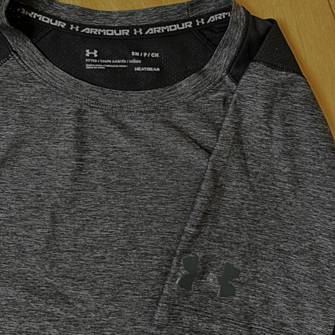 UNDER ARMOUR(アンダーアーマー)のアンダーアーマーメンズ メンズのトップス(Tシャツ/カットソー(半袖/袖なし))の商品写真