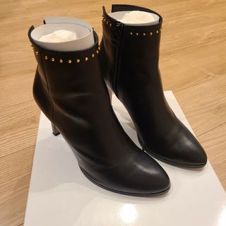 ランバンオンブルー(LANVIN en Bleu)の今期最終セール！【美品】LANVINenblue 　レザースタッズショートブーツ(ブーツ)