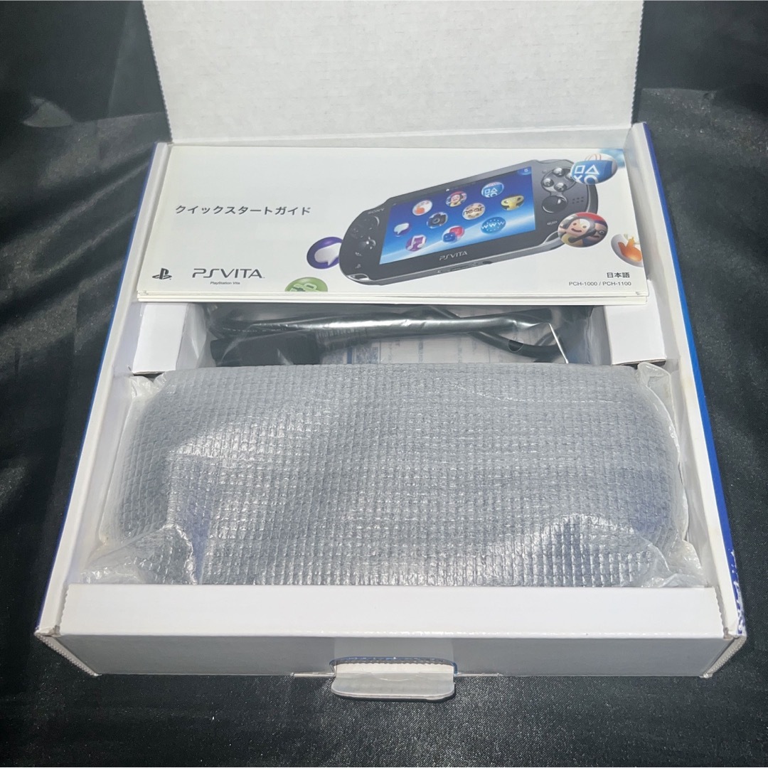 16GBメモリー付 SONY PlayStationVITA PCH-1000 3