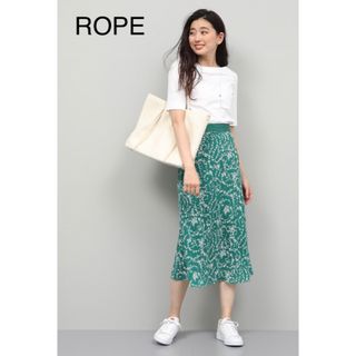 ロペ(ROPE’)のROPE 小花柄スカート(ロングスカート)