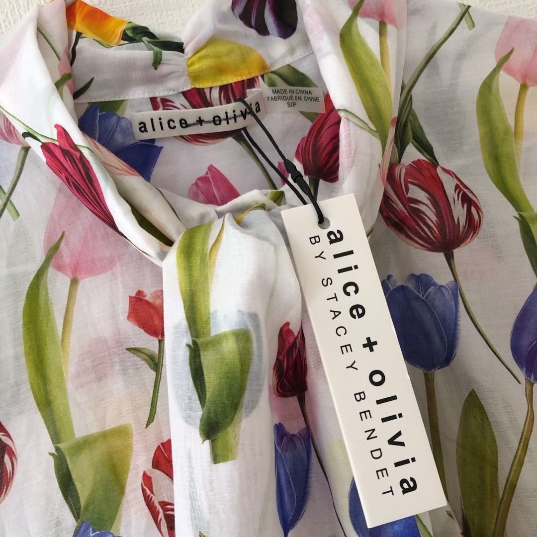 Alice+Olivia - Alice Olivia Jeannie Tulip Print shirt Sの通販 by