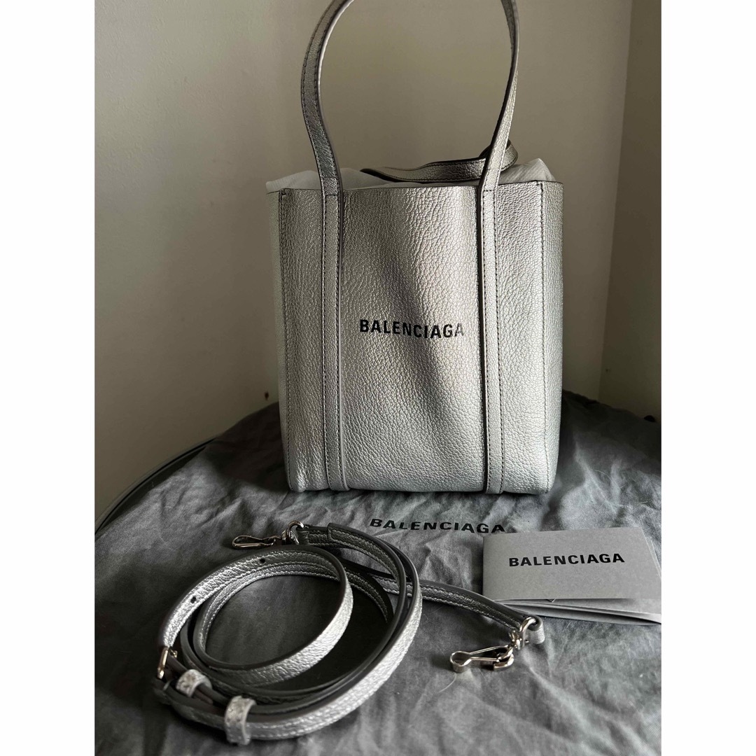 balenciaga バレンシアガ  エヴリデイトート　xxs シルバー