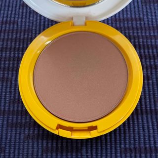 エルフ(elf)のmayfair Tan Bronzing Powder(フェイスカラー)