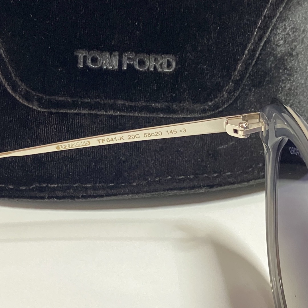 TOM FORD(トムフォード)の☆専用☆  美品　トムフォード　サングラス レディースのファッション小物(サングラス/メガネ)の商品写真