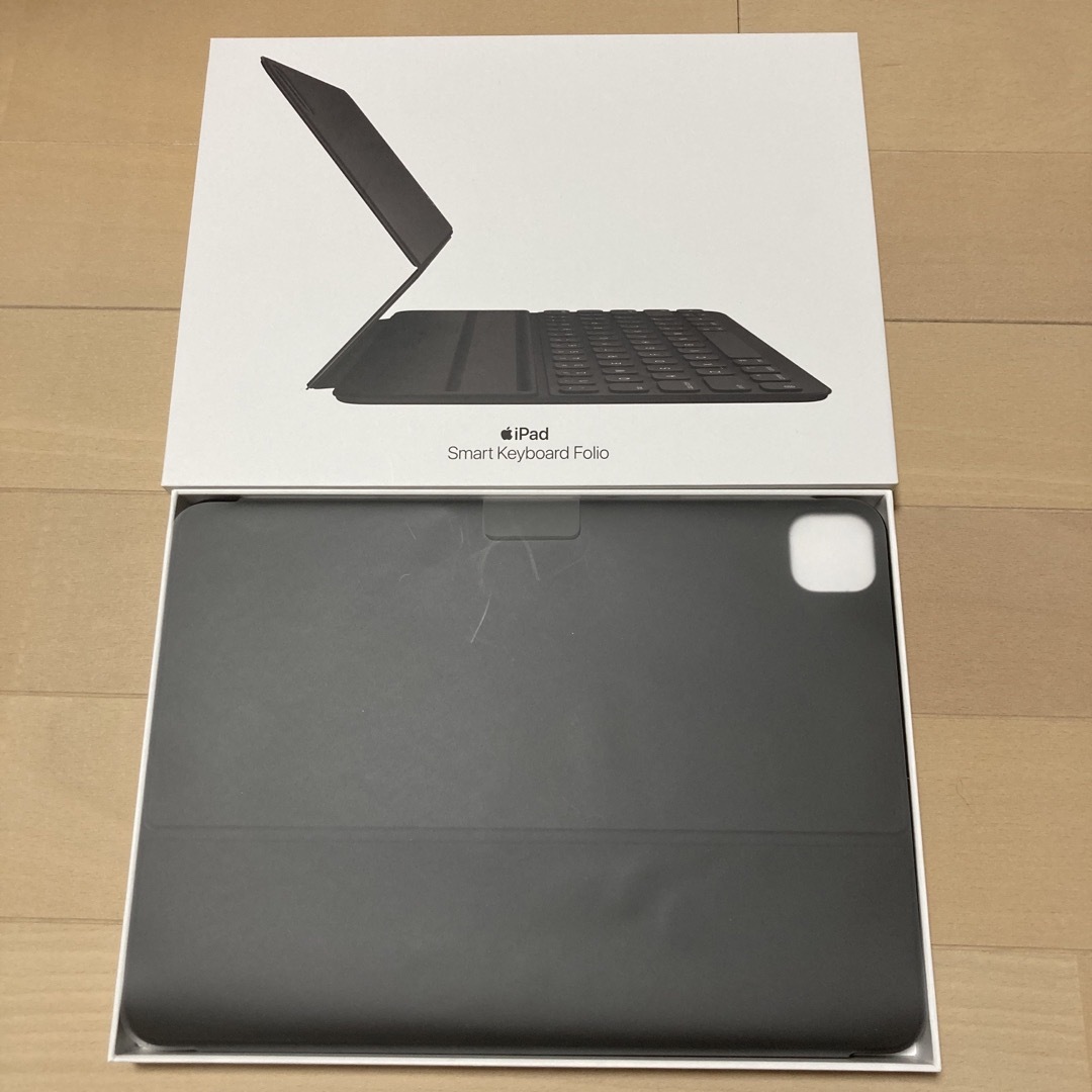 Apple iPad Smart Keyboard Folio MXNK2J/A - iPadケース