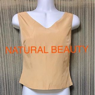 ナチュラルビューティー(NATURAL BEAUTY)の薄手 Ｖネック トップス　ベージュ NATURAL BEAUTY(シャツ/ブラウス(半袖/袖なし))