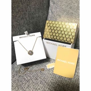 マイケルコース(Michael Kors)の新品　Michael Kors マイケルコース　ネックレス　専用箱付き(ネックレス)