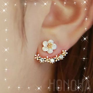 フラワーピアス 2wayバックキャッチピアス  ゴールド(ピアス)