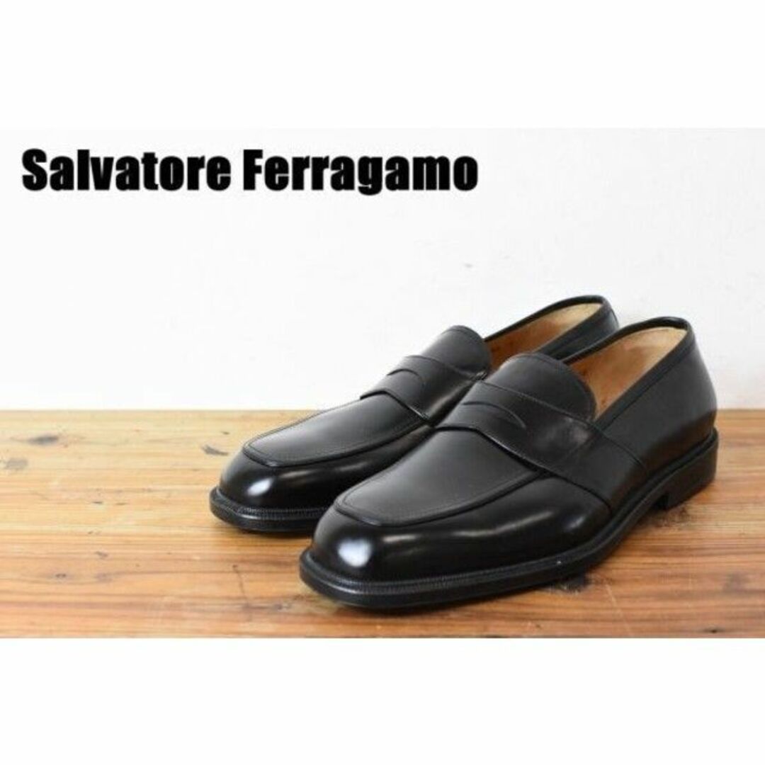 28横幅MN BM0014 高級 美品 Salvatore Ferragamo