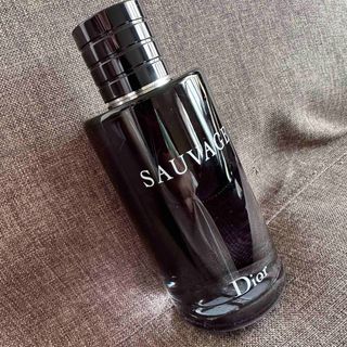 クリスチャンディオール(Christian Dior)のディオール　DIOR 香水　200ml SAUVAGE ソバージュ(香水(男性用))