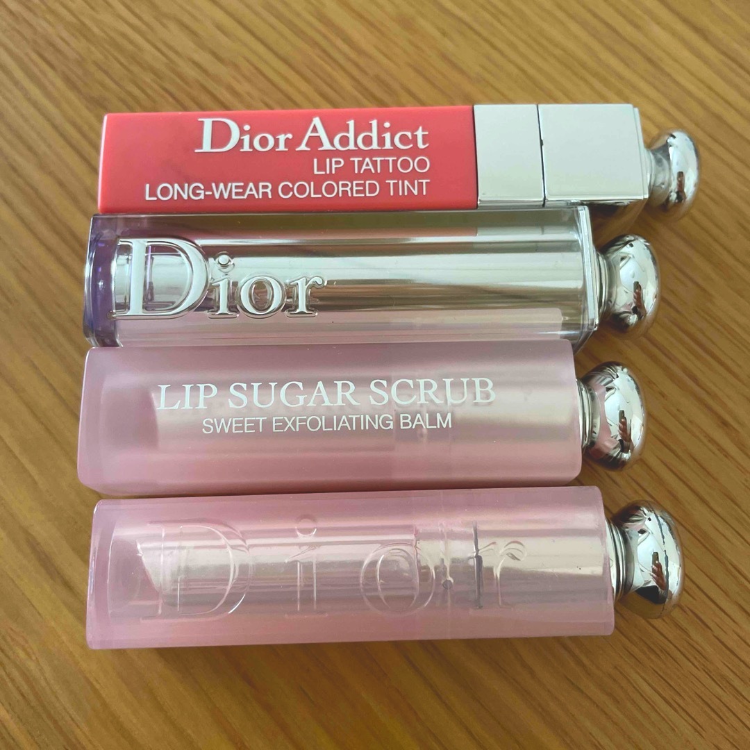 Dior(ディオール)のDior リップグロウ　セット売り コスメ/美容のベースメイク/化粧品(リップグロス)の商品写真