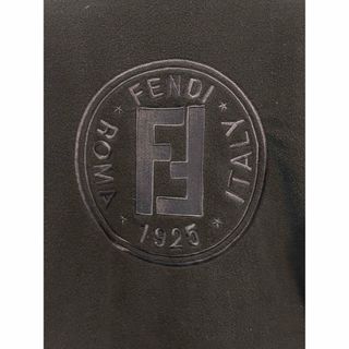 ほぼ未使用    FENDI イタリア ズッカ 刺繍ロゴ  元箱