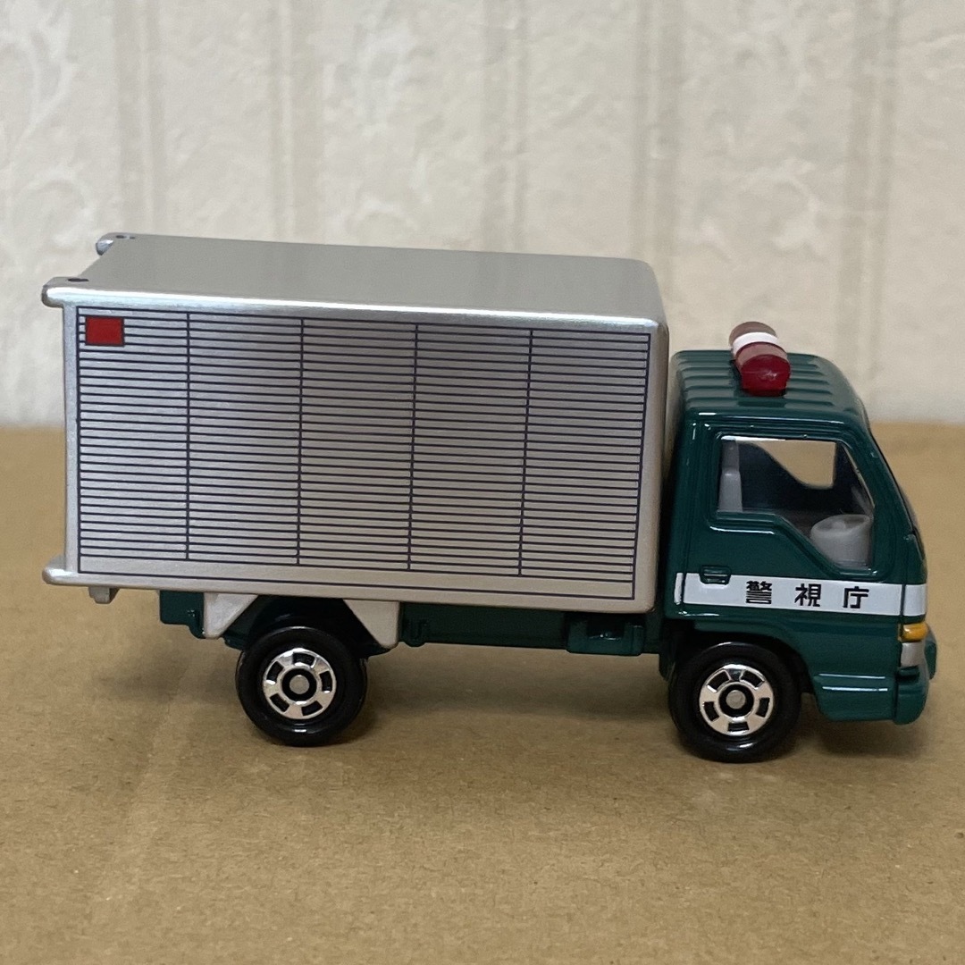 Takara Tomy - 【トミカ】ISUZU エルフ キャリアカー【廃番ビンテージミニカー】 ミニカーショップ ケンボックス トミカ 赤箱(日本製)☆14