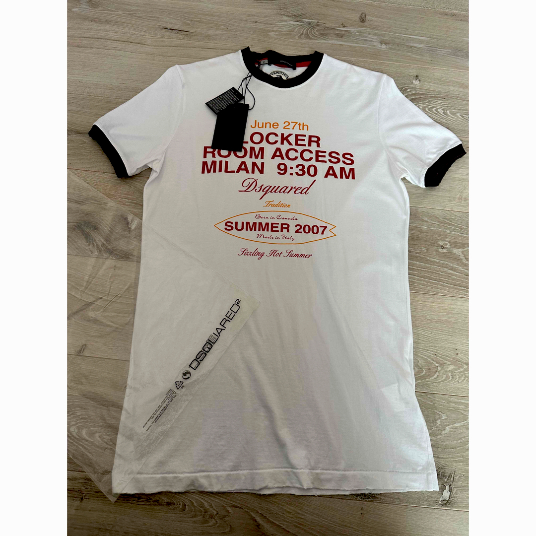 Dsquared2 ディースクエアード Tシャツ 未使用