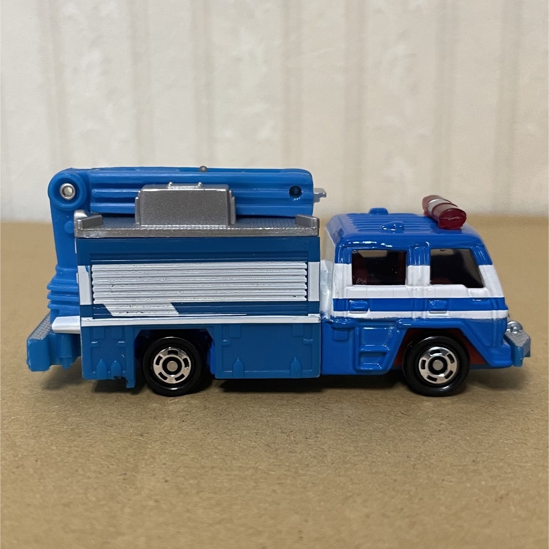 Takara Tomy - トミカ 警察仕様 救助工作車の通販 by 発送元 Takara Tomy - トミカ 警察仕様 救助工作車の通販 by 発送元