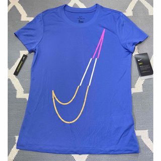 ナイキ(NIKE)の新品　タグ付き　NIKE ナイキ　ドライフィット　Tシャツ　レディース　Sサイズ(ウェア)