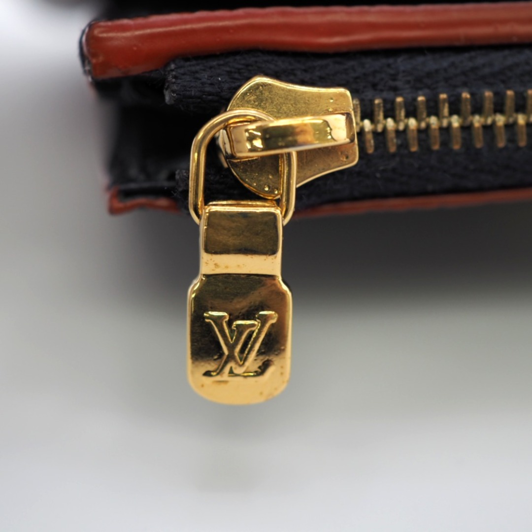 LOUIS VUITTON(ルイヴィトン)のルイヴィトン LOUIS VUITTON 三つ折り財布
 モノグラムアンプラント ポルトフォイユ・ヴィクトリーヌ M64577 ネイビー レディースのファッション小物(財布)の商品写真