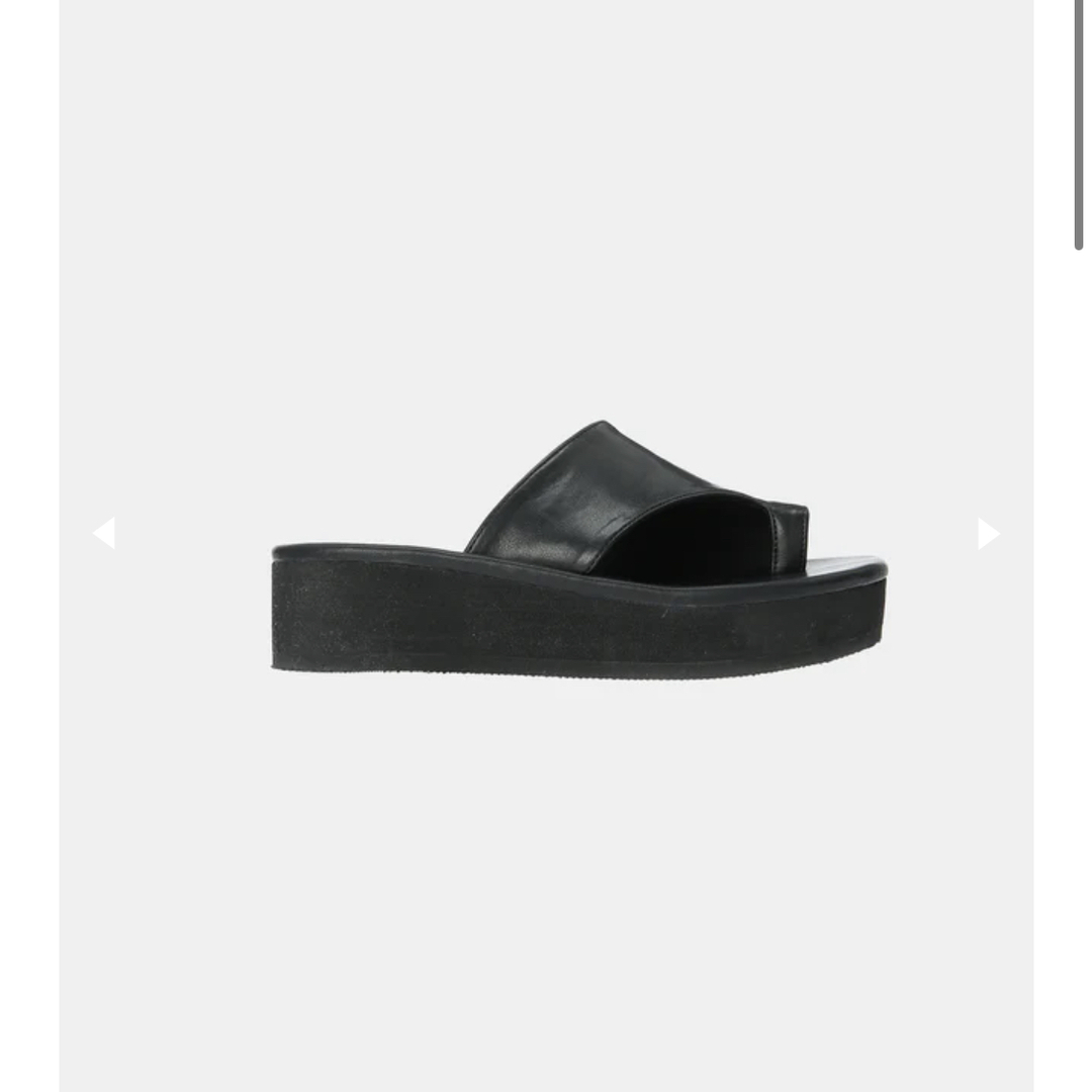 TODAYFUL(トゥデイフル)のlouren leather thong sandal レディースの靴/シューズ(サンダル)の商品写真