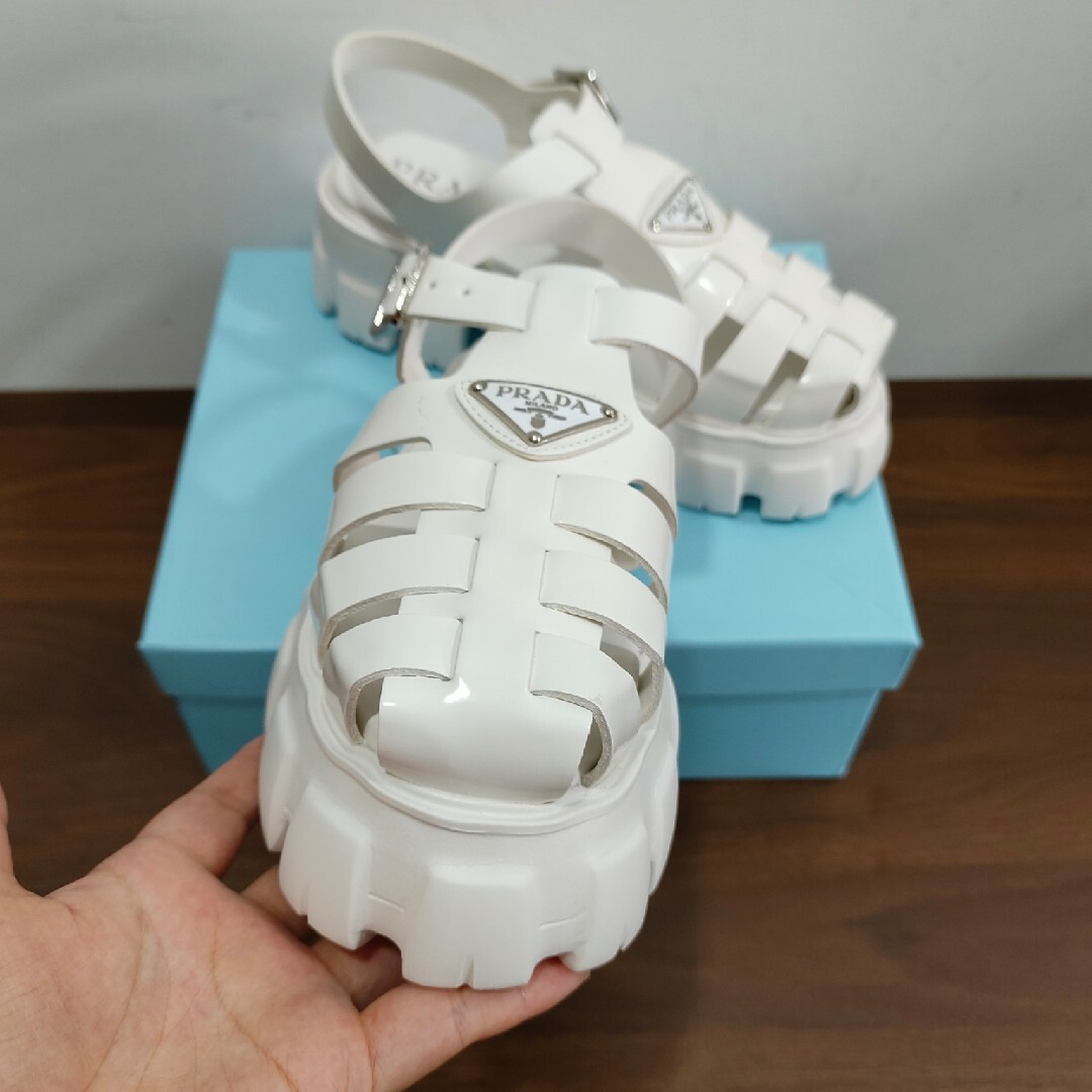 うのにもお得な情報満載! alohappy様専用【新品・試着のみ】プラダ