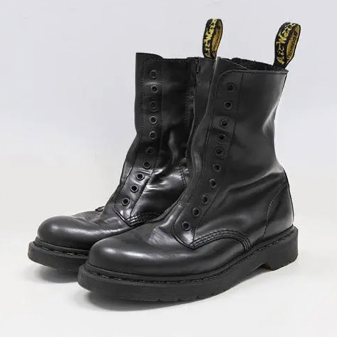 VETEMENTS(ヴェトモン)のVETEMENTS × Dr. Martens 再構築 10ホール ブーツ メンズの靴/シューズ(ブーツ)の商品写真