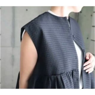 品質検査済 ella selectshop ドビークロスフリルジレ エラ シャツ